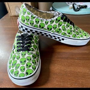 Custom Vans Alien Print